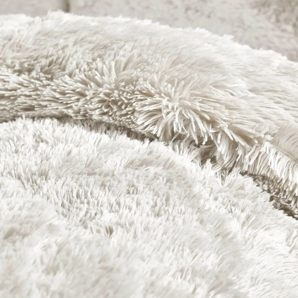 Fehér kétszemélyes-hosszabbított mikroplüss ágyneműhuzat 230x220 cm Cuddly – Catherine Lansfield