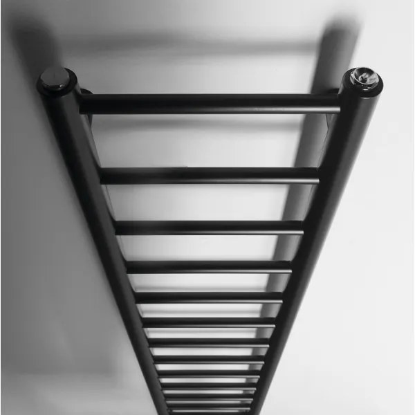 Sapho - DINA fürdőszobai radiátor, 335 W, 30 x 174 cm, matt fekete