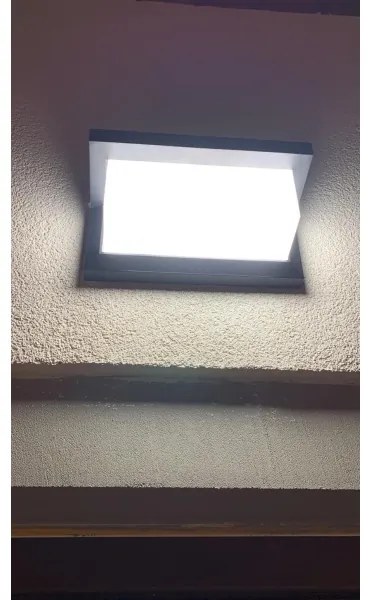 LED Kültéri fali lámpa érzékelővel LED/12W/230V IP54 fekete