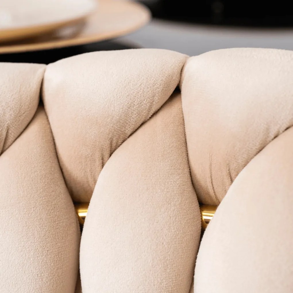 Elegáns Krémszínű Bársony Étkezőszék Arany Lábbal. CAPI