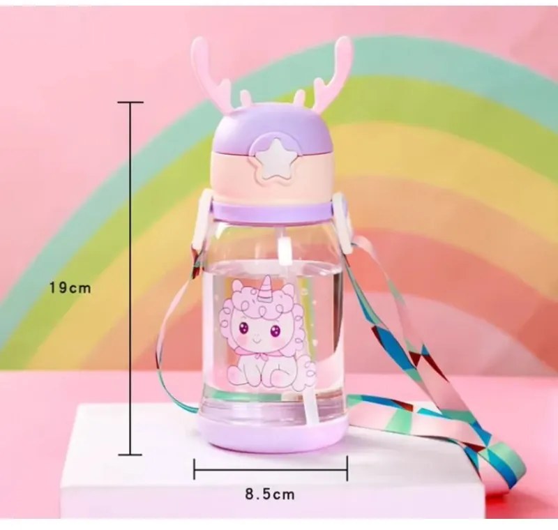 UNICORN szívószálas műanyag kulacs 600 ml