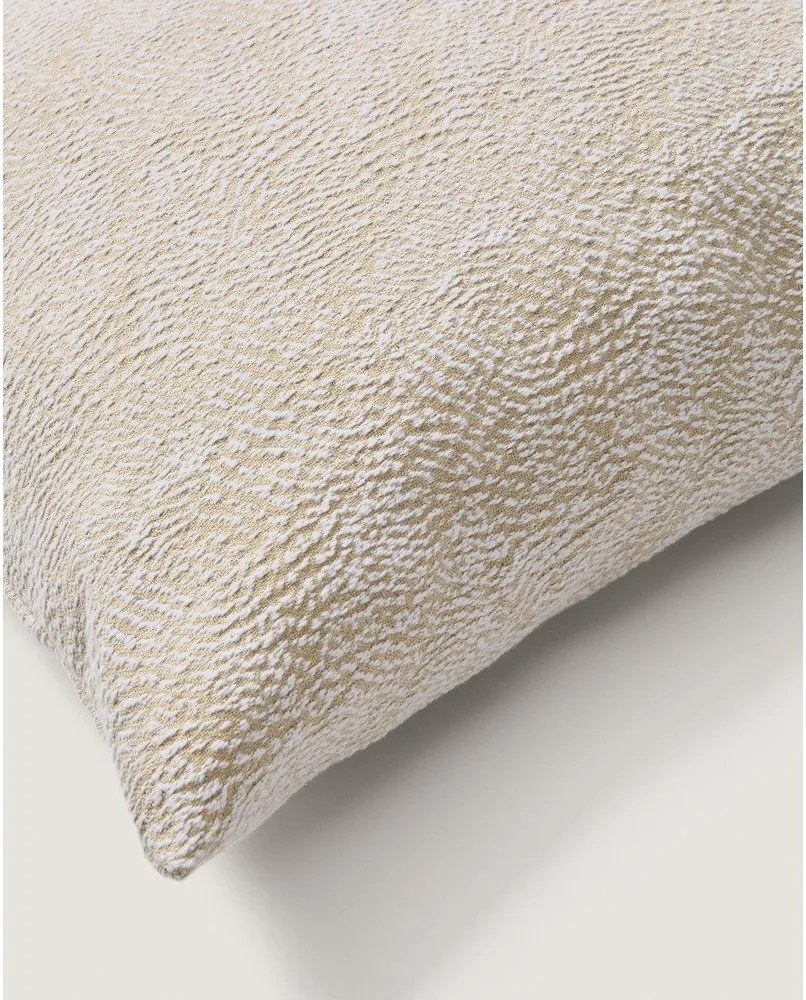Jacquard párnahuzat 50x50 cm Junie – Kave Home