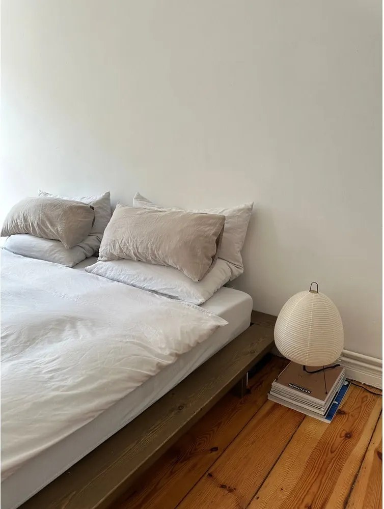 Barna borovi fenyő egyszemélyes ágy ágyráccsal 120x200 cm Japan – Karup Design