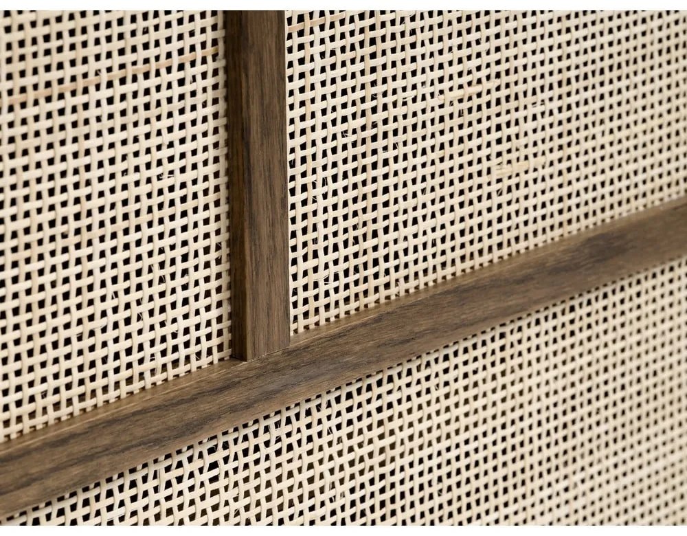 Sötétbarna alacsony komód tolóajtóval, tölgyfa dekorral 180x80 cm Barrali – Unique Furniture