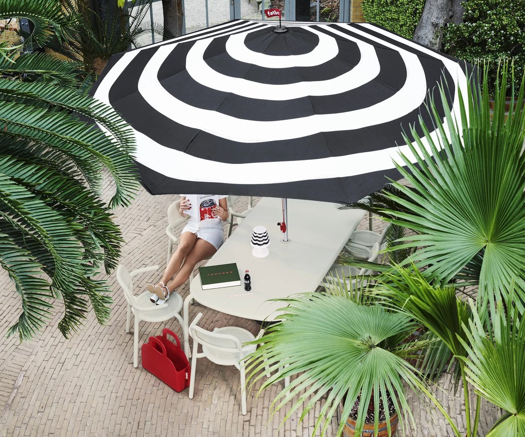 Fatboy "Stripesol" napernyő, napernyő alappal, 7 változat - Fatboy® Szín: sötétkék