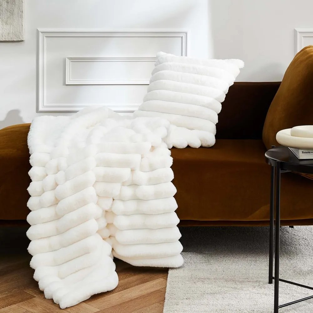 Krémszínű mikroplüss takaró 180x220 cm Boudoir – douceur d'intérieur