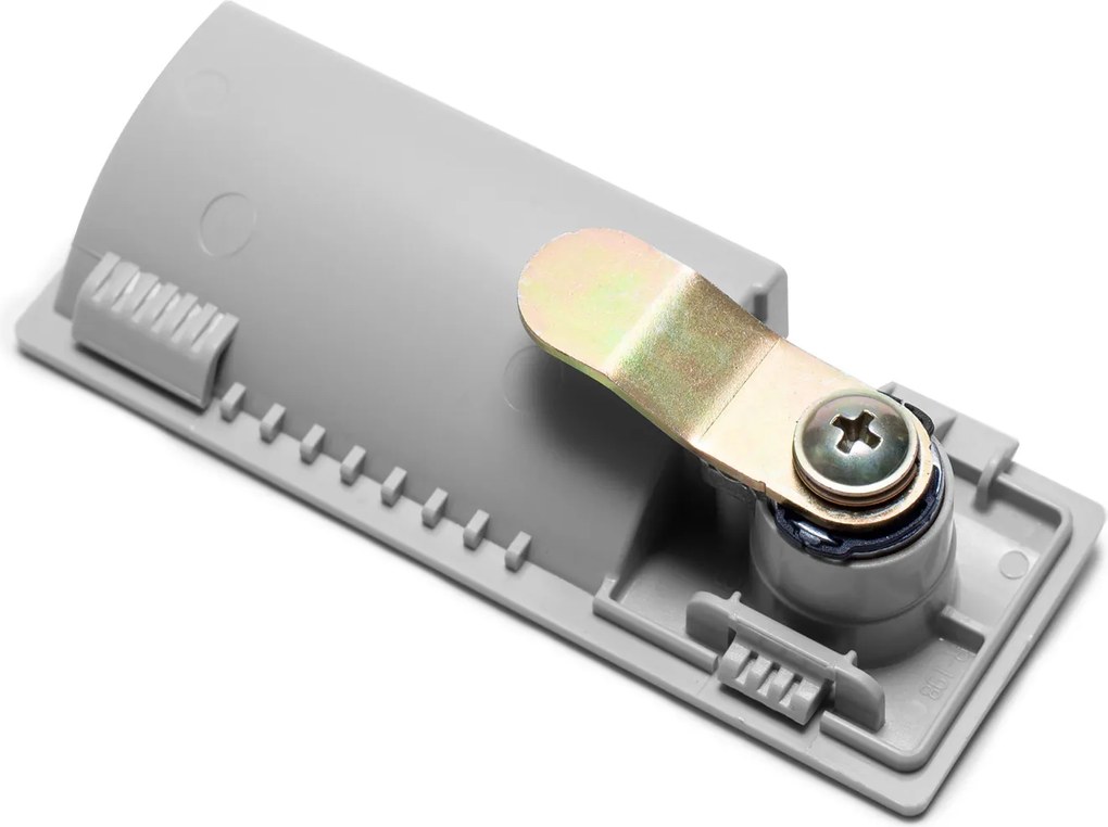 Szürke színű zár márkájú fém tárolószekrényekbe, 110 x 41 mm