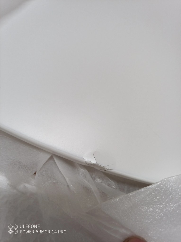 AKCIÓ Fehér étkezőasztal OSLO 90x90 II. osztály