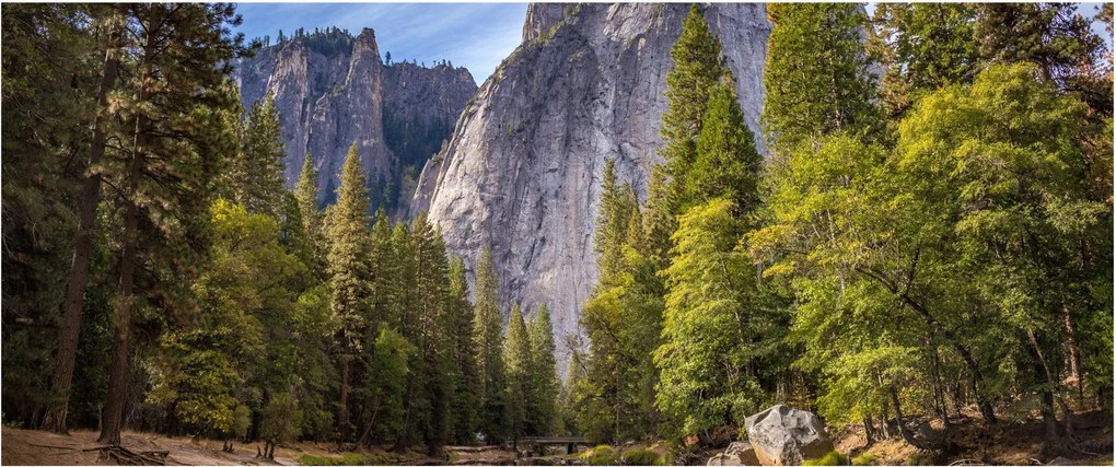 Kép - A Yosemite szikla alatt (120x50 cm)