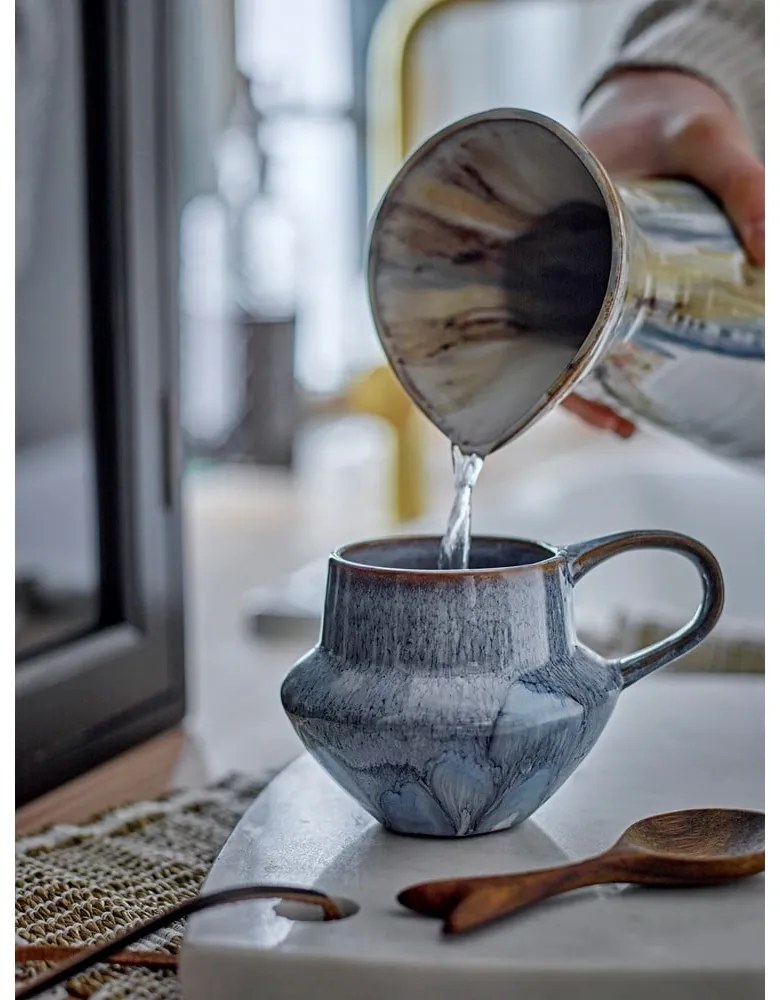 Kőedény füles kancsó Nettie – Bloomingville