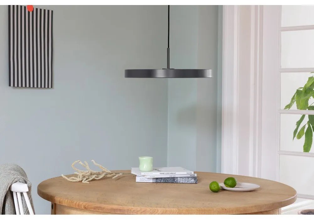 Antracitszürke LED függőlámpa fém búrával ø 43 cm Asteria Medium – UMAGE