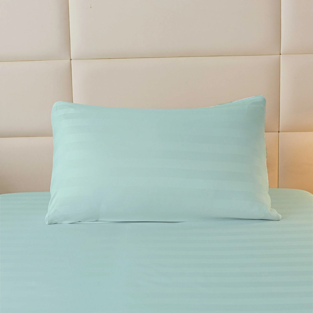JASMINE mikroszálas szállodai ágyneműhuzat 140×240 cm és párnahuzat 50×70 cm, mentaszínű Rögzítés: Cipzár