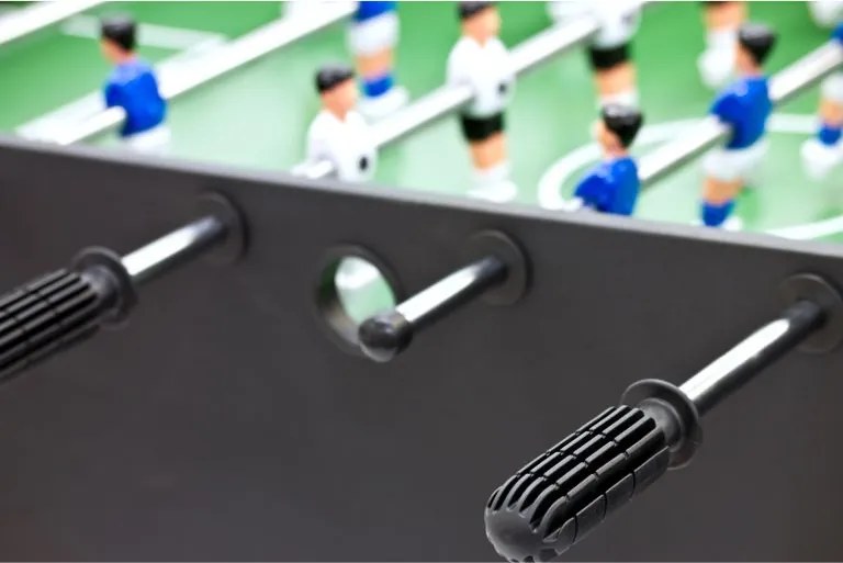GamesPlanet® Csocsóasztal BELFAST Fekete 121 x 101 cm