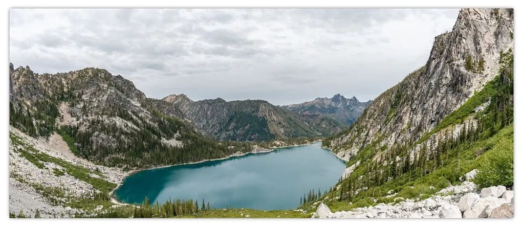 A hegyekben lévő tó képe (120x50 cm)