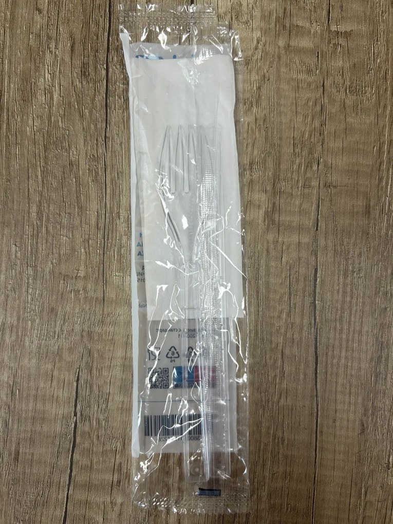 Csomagolt 2+1 db-os szett fehér evőeszköz szett