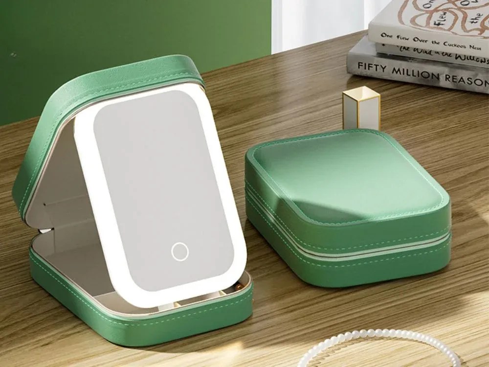 Utazó kozmetikai rendszerező beépített LED tükörrel és USB töltővel VERK - zöld