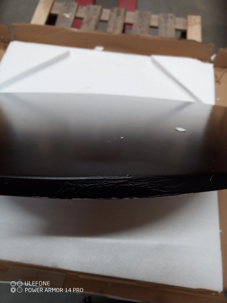 AKCIÓ Fekete étkezőasztal BERGEN 140x80 cm II. osztály