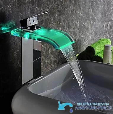 Mosdócsaptelep EYN woo-986 LED-világítással, vízesés kifolyóval, több színű kivitelben — Lapos