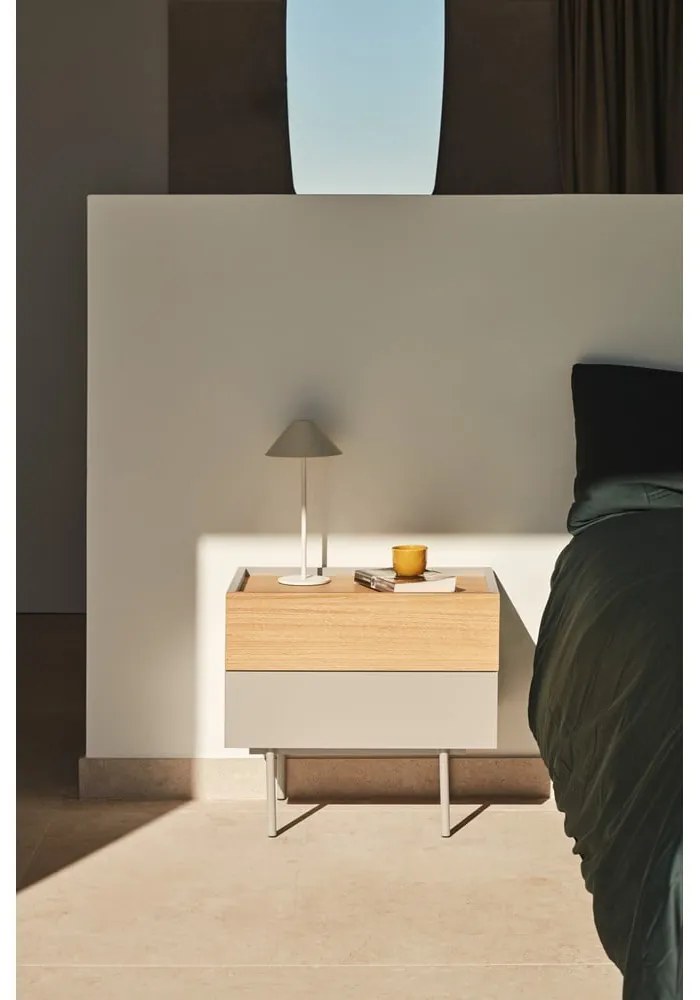 Bézs-natúr színű éjjeliszekrény tölgyfa dekorral Otto – Teulat