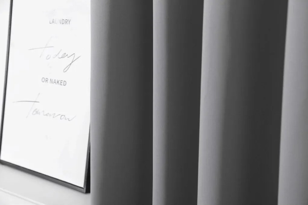 Világosszürke OXFORD függöny 140x270 cm Felfüggesztés: Hullámos sínszalag