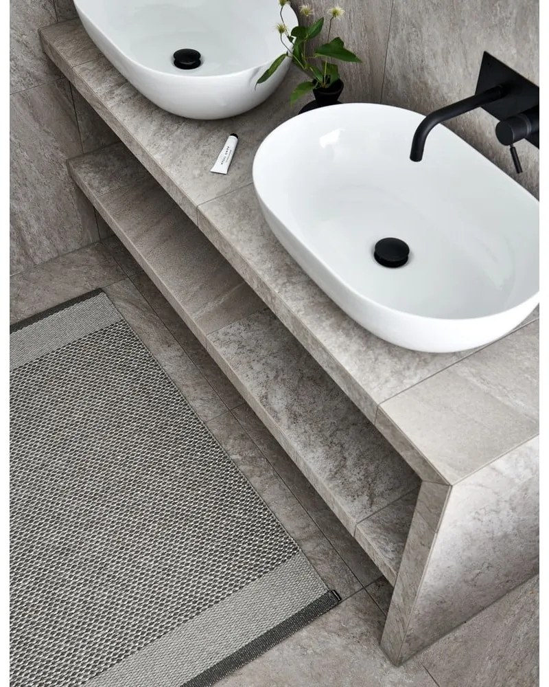 Szürke kültéri-beltéri futószőnyeg 85x260 cm Edit Warm Grey – Pappelina