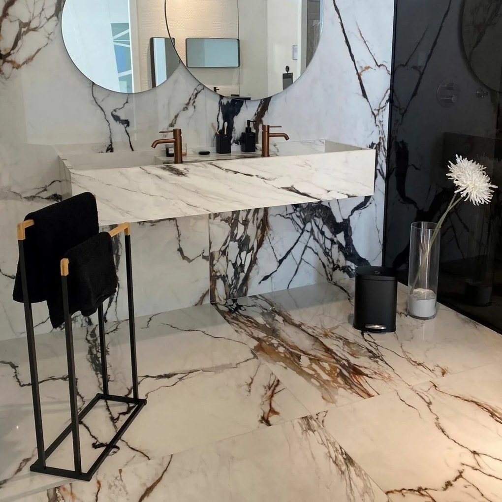 Spirella Törülközőtartó 2 törülközőhöz Chic 45 x 22 x 85 cm, fekete