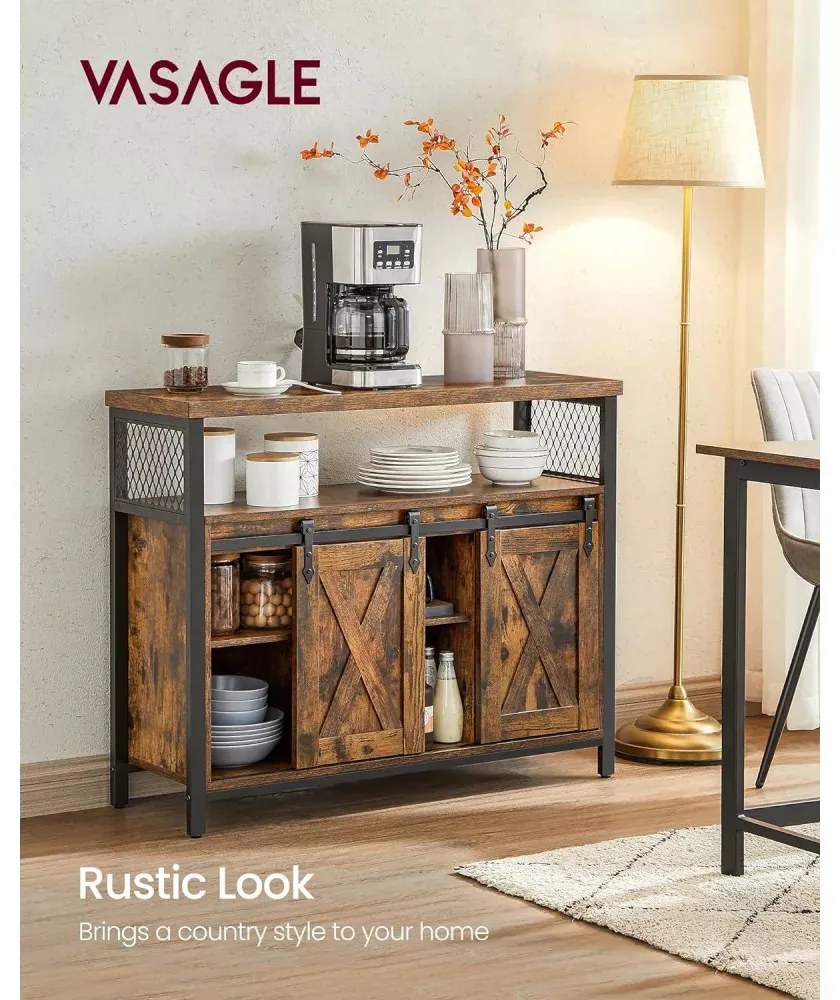 Komód elhúzható ajtókkal és nyitott polcokkal, rusztikus barna.