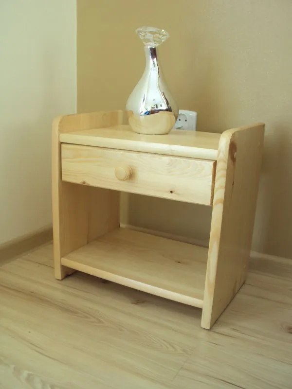 Éjjeliszekrény Ilona fenyőfa