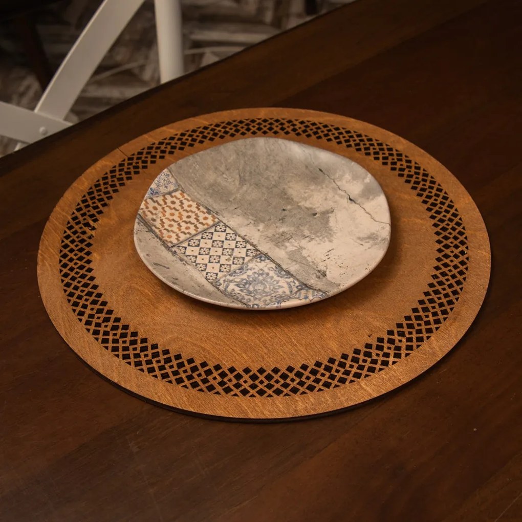 Seljuk tálca, dió, 36×36 cm – TR790PYN1138