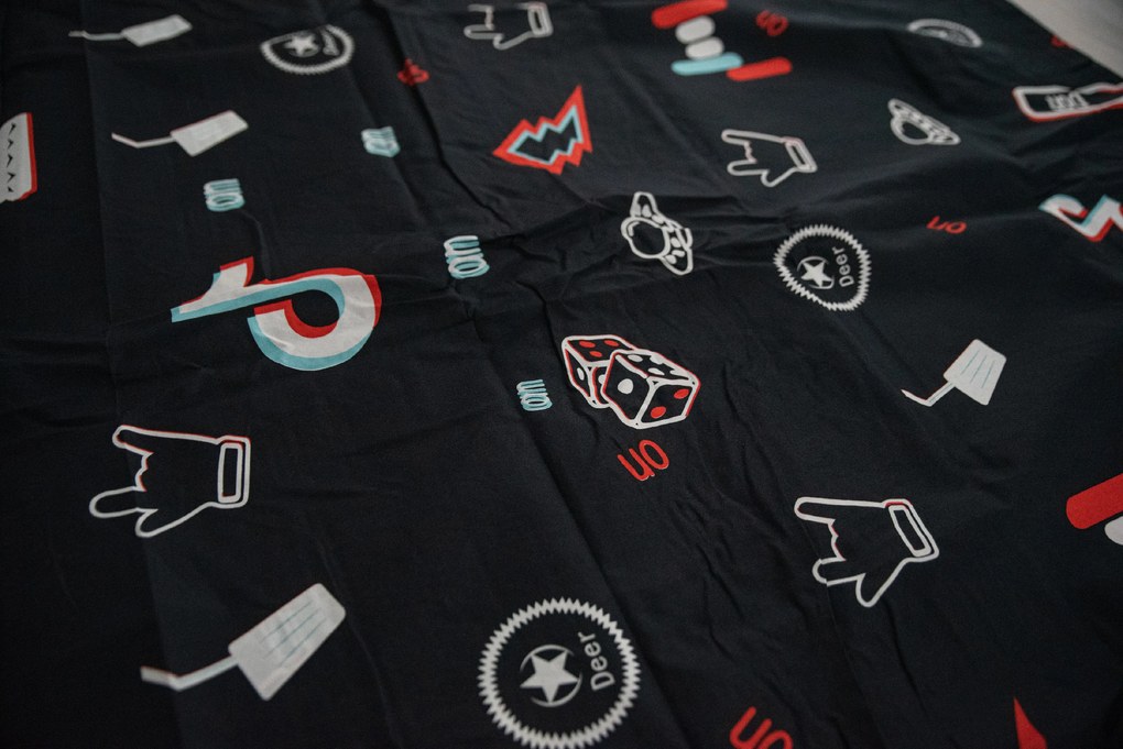 Tik Tok fekete pamut ágyneműhuzat