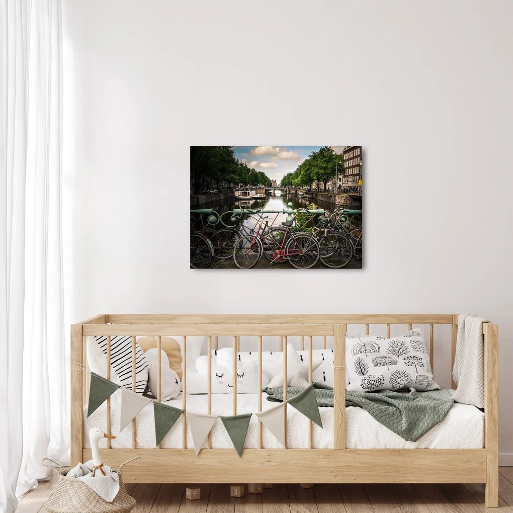 Egy bicikli képe a városban (70x50 cm)