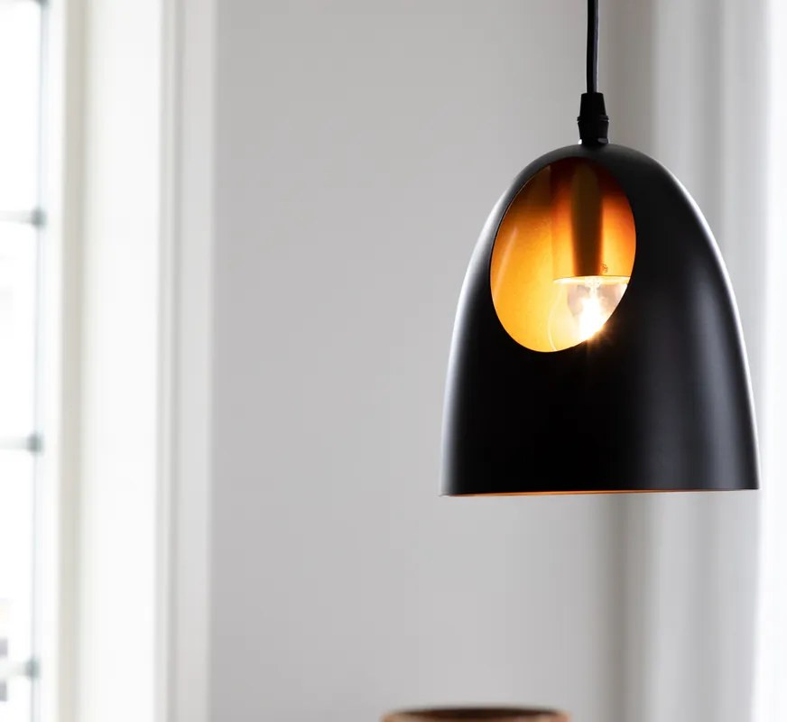 Fekete design függőlámpa ELDA