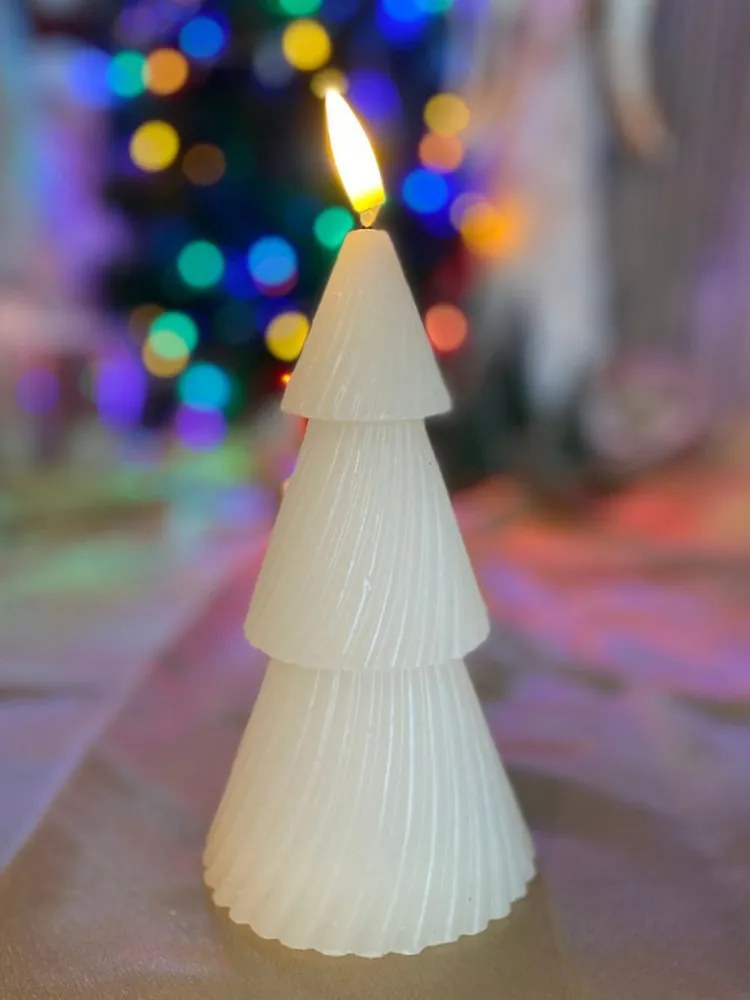 Christmas tree ledes gyertya 15 cm krém