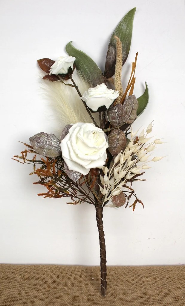 Rózsa habcsokor krémszínű kiegészítőkkel 75 cm (3 virág 13-7,5 cm)