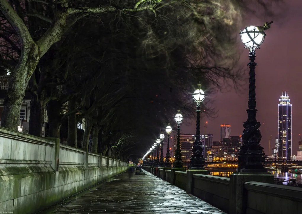 Poszter 42x29,7cm Esti sétány a Temze partján, Assaf Frank