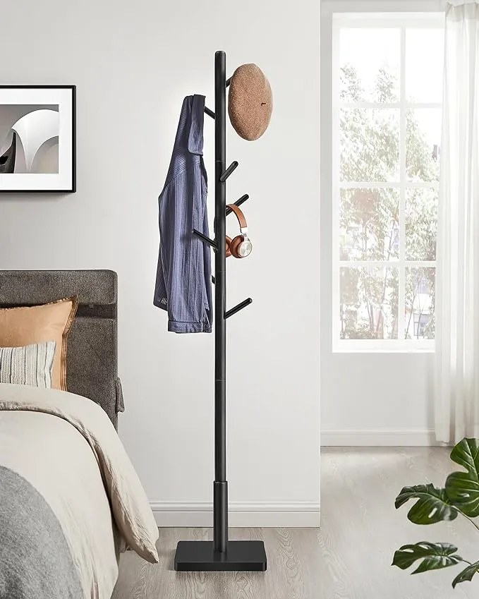 Álló tömörfa ruhafogas magassági beállítással fekete színben