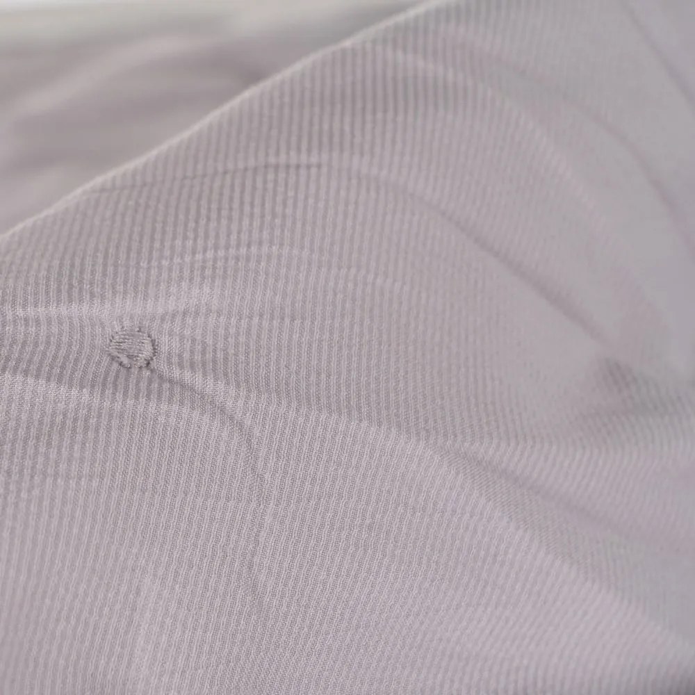 Szürke steppelt ágytakaró 180x260 cm – Ixia