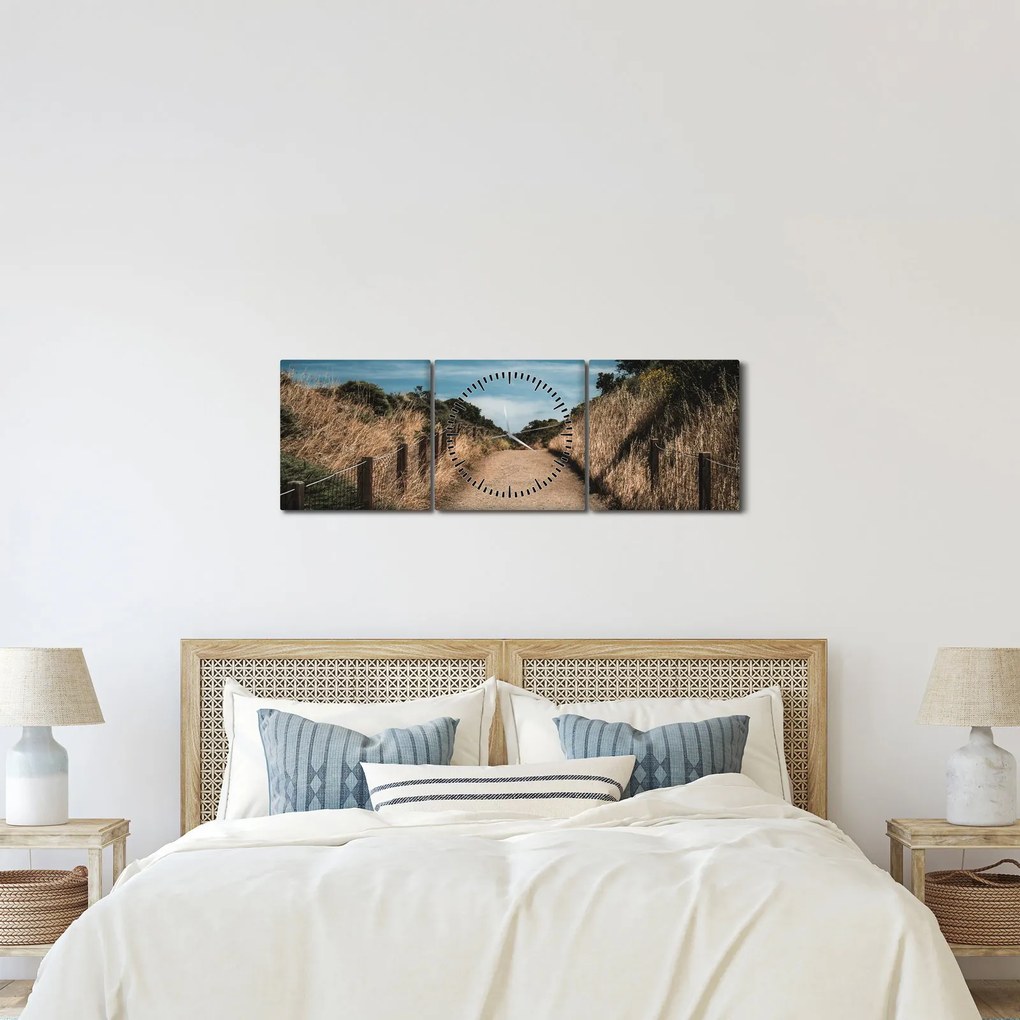 Kép - A járdán (órával) (90x30 cm)