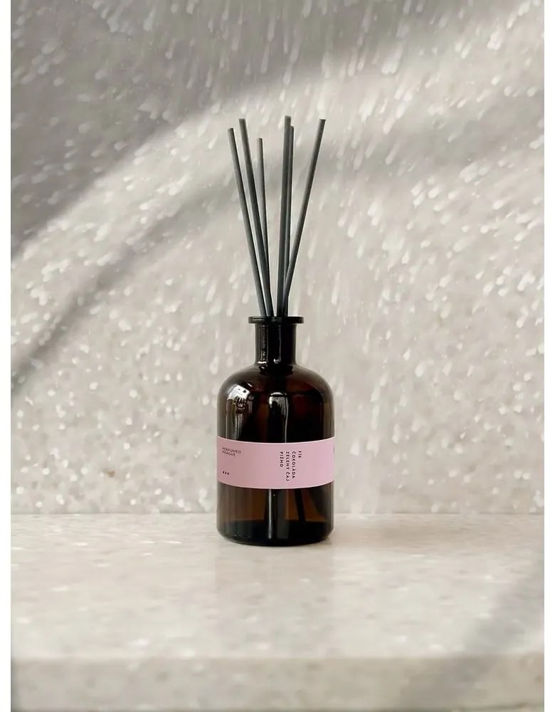 Aromadiffúzor #44 Chocolate, Fig, Musk – Perfumed Prague