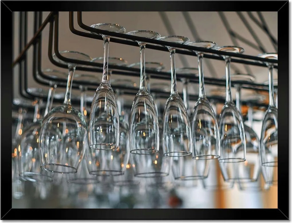 Poszterek keretben 40x30 Függő poharak a bárban