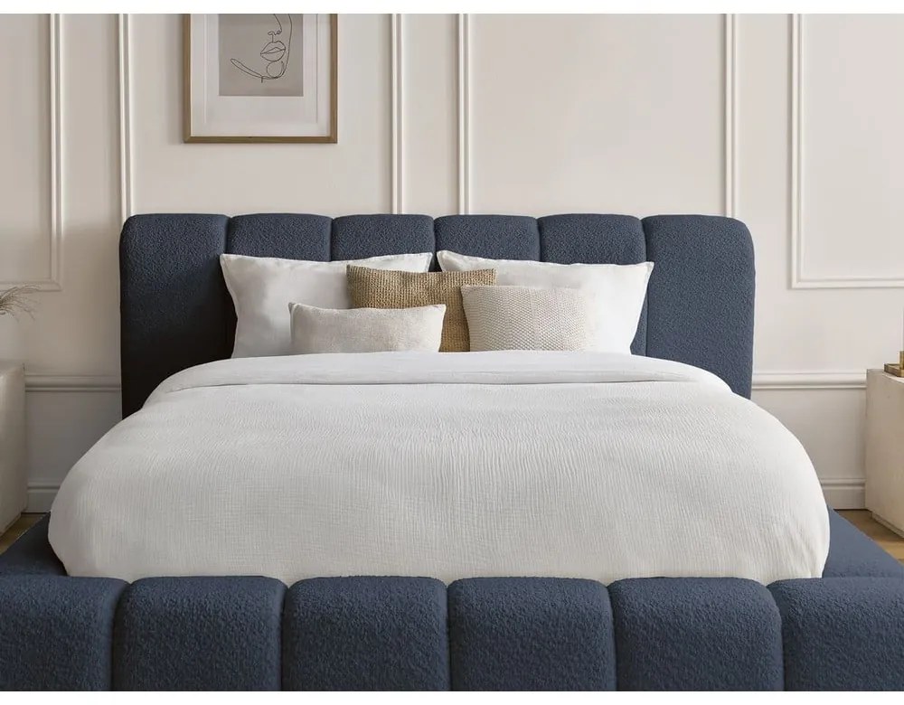 Sötétkék kárpitozott ágyneműtartós franciaágy ágyráccsal 140x190 cm Denali – Bobochic Paris