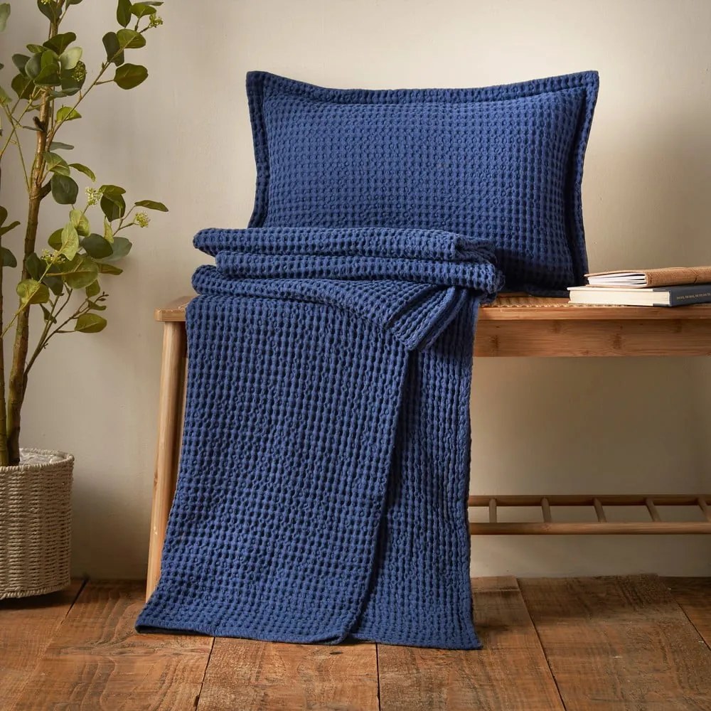 Sötétkék pamut takaró 150x200 cm Jaipur Chunky Waffle – Pineapple Elephant