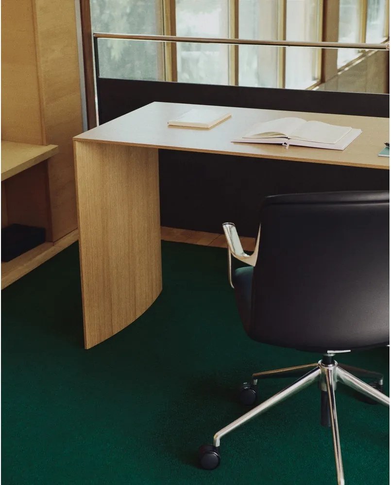 Íróasztal tölgyfa dekorral 60x140 cm Litto – Kave Home