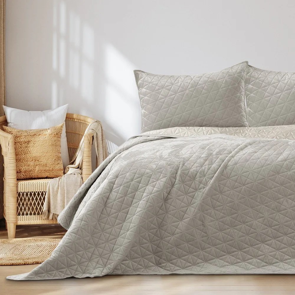 Szürkésbézs bársony steppelt ágytakaró 170x210 cm Laila – Restilo