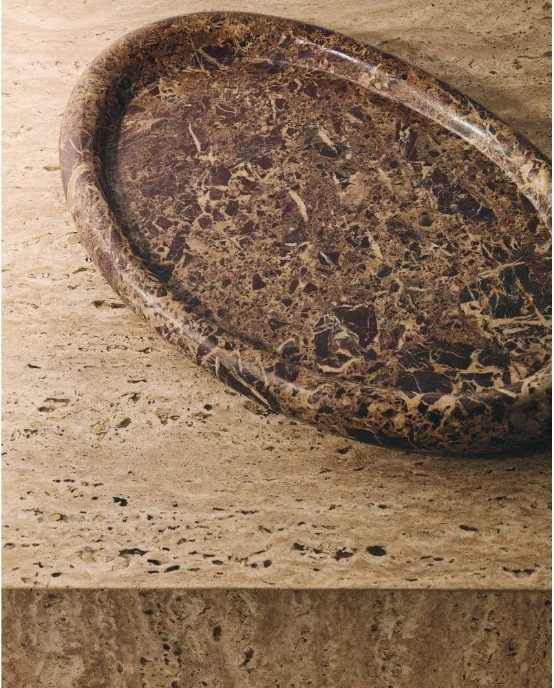 Márvány dekoratív tálca 28x43 cm Lenorel – Kave Home