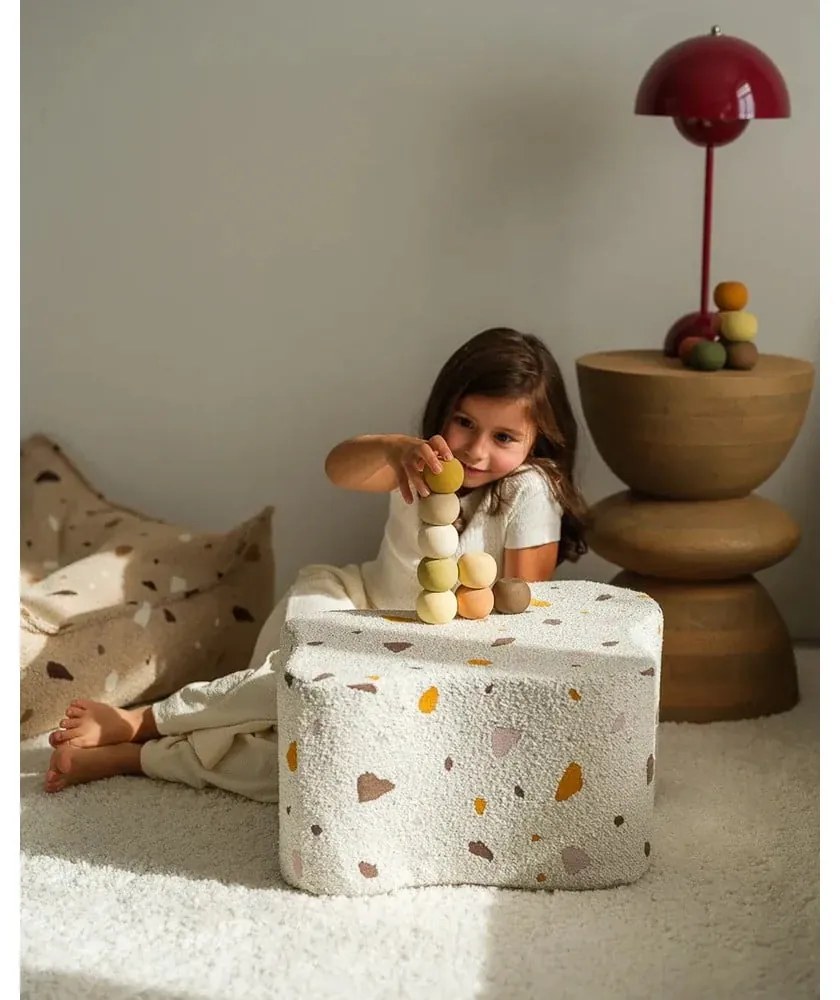 Fehér buklé-zsenília gyerek puff Terrazzo Cloud – Wigiwama