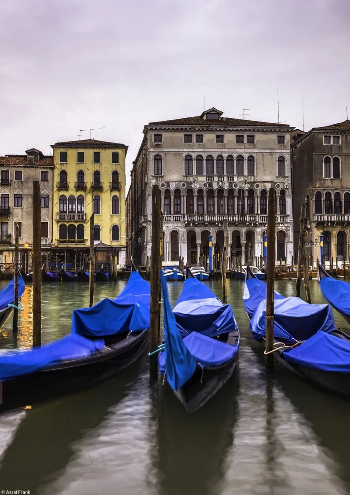 Poszter 21x29,7cm Gondolák a Grand Canale-en parkolva, Assaf Frank