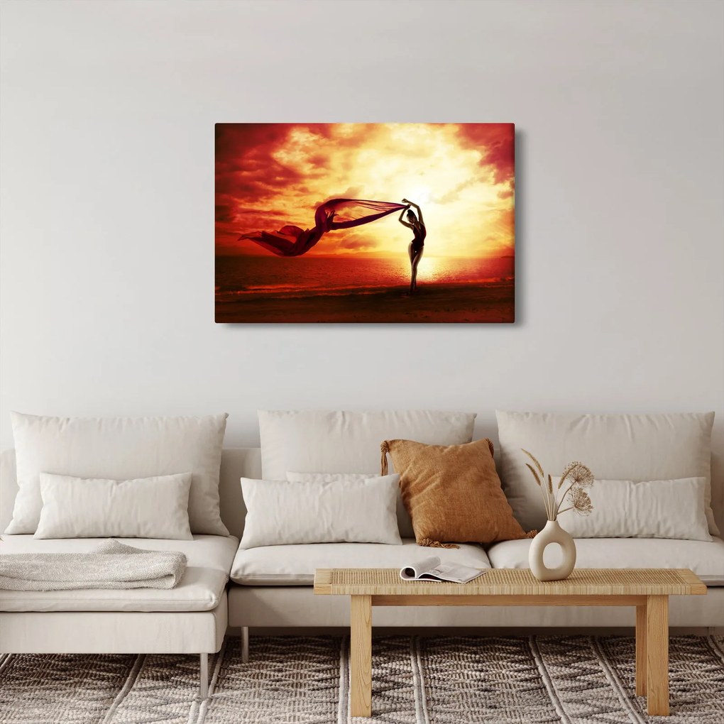 Kép - egy nő sziluettje a naplementében (90x60 cm)