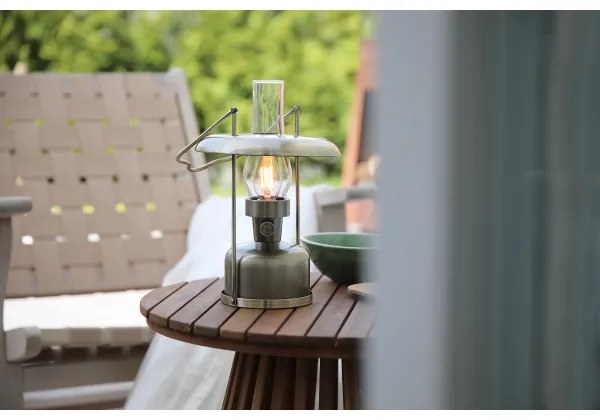 Markslöjd 108894-LED Dimmelhető újratölthető lámpa FANOS LED/2,5W/3,7V 4000 mAh IP44 sárgaréz