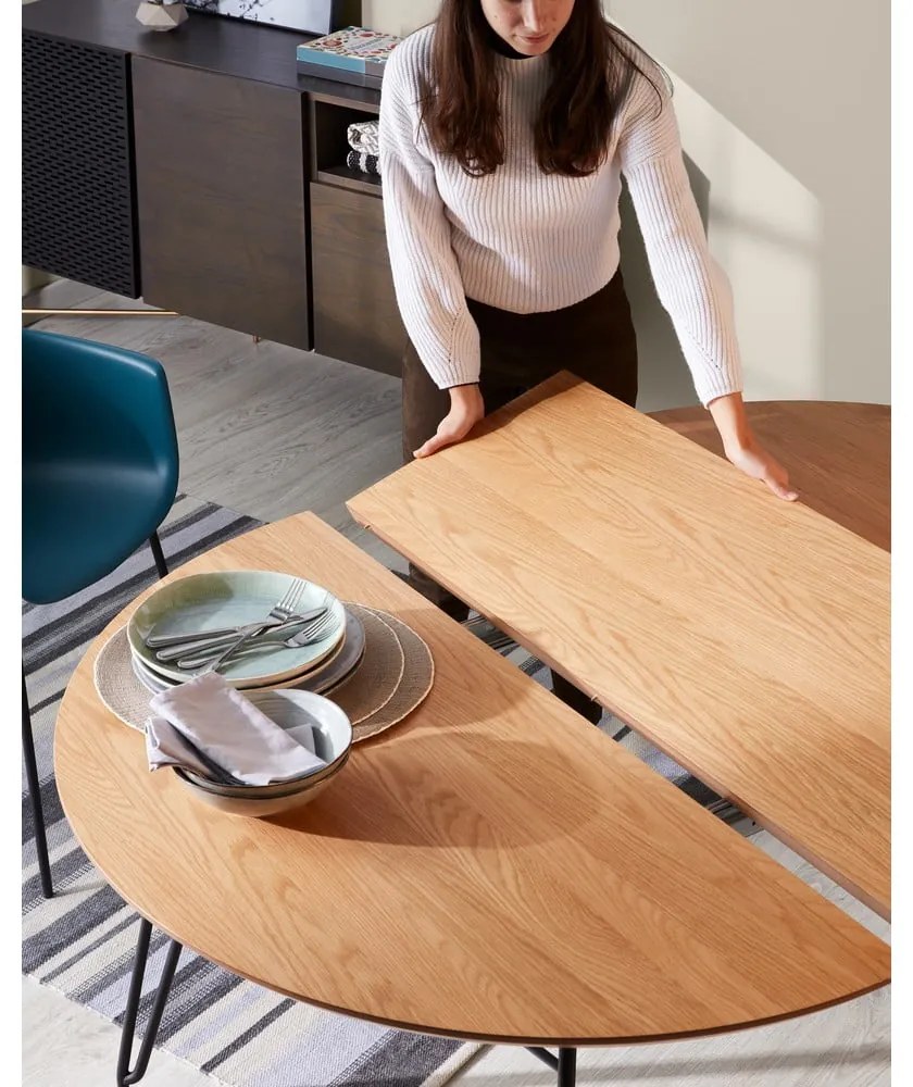 Natúr színű bővíthető étkezőasztal tölgyfa dekorral 100x170 cm Novac – Kave Home